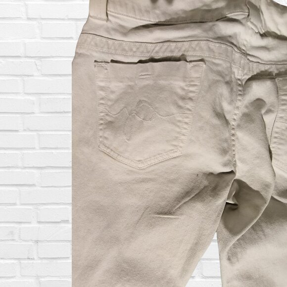 Guess Women's Stylish‎ White Boot Cut Stretch Jeans Size 29/US Size 8 - Picture 13 of 17